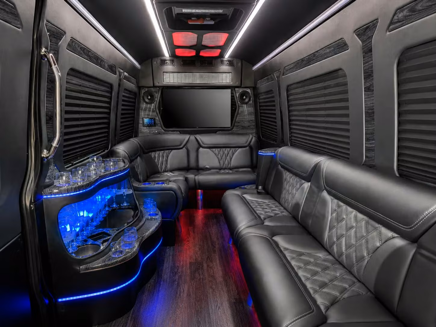 airport transfers and long distance government transportation from cedar rapids