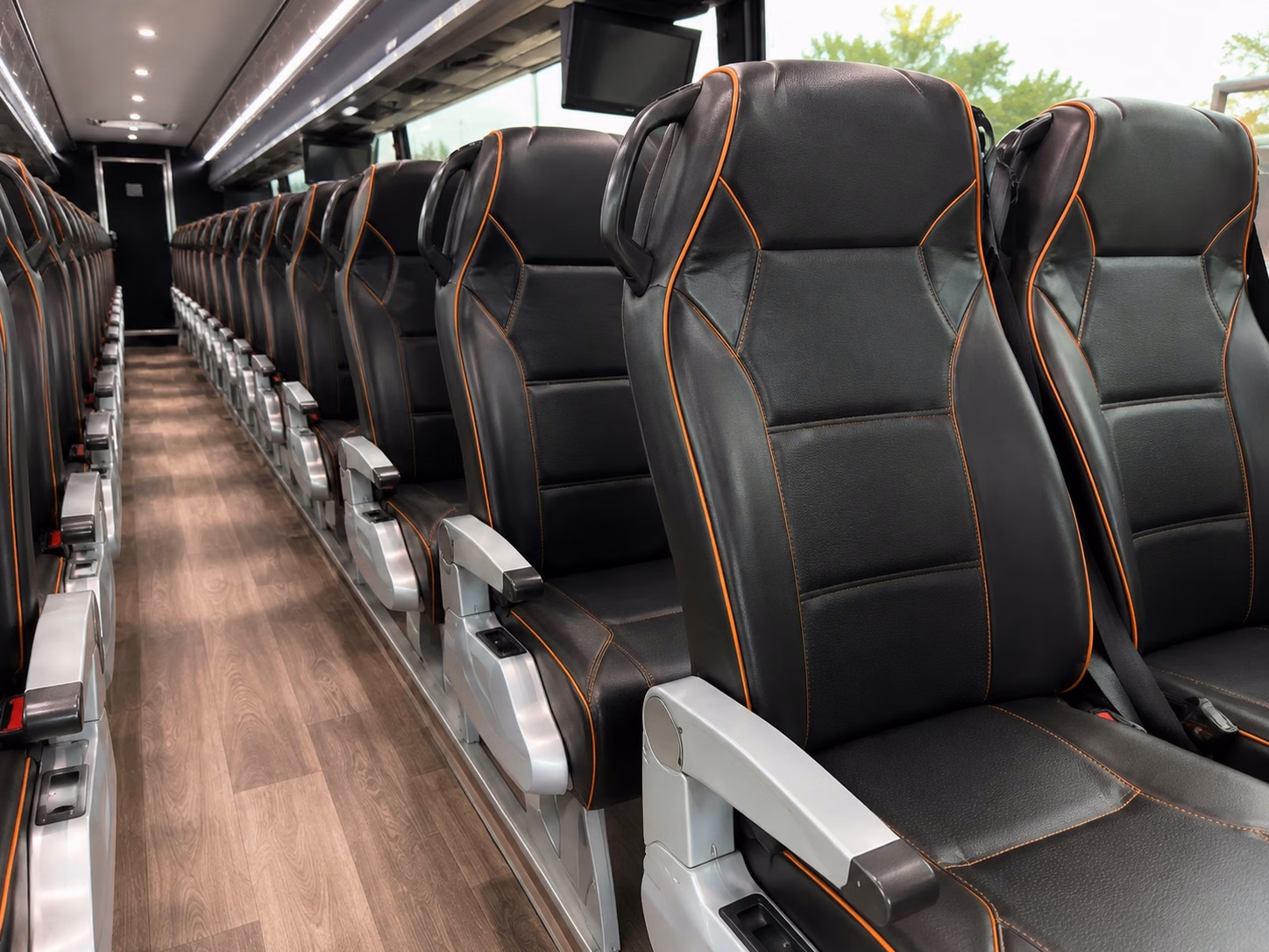 fan bus rentals for iowa heartlanders games in cedar rapids