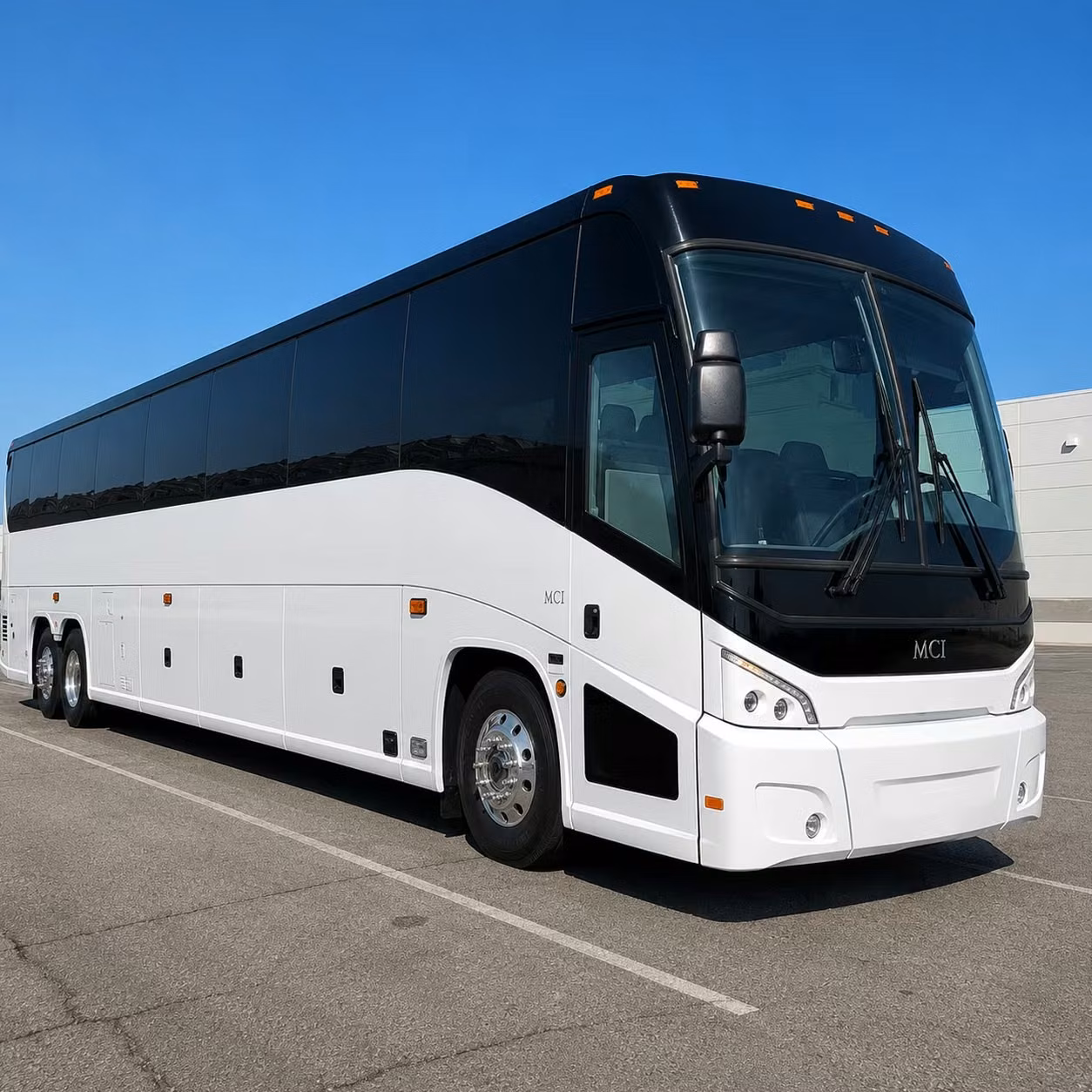 long distance corporate charter bus rentals from cedar rapids