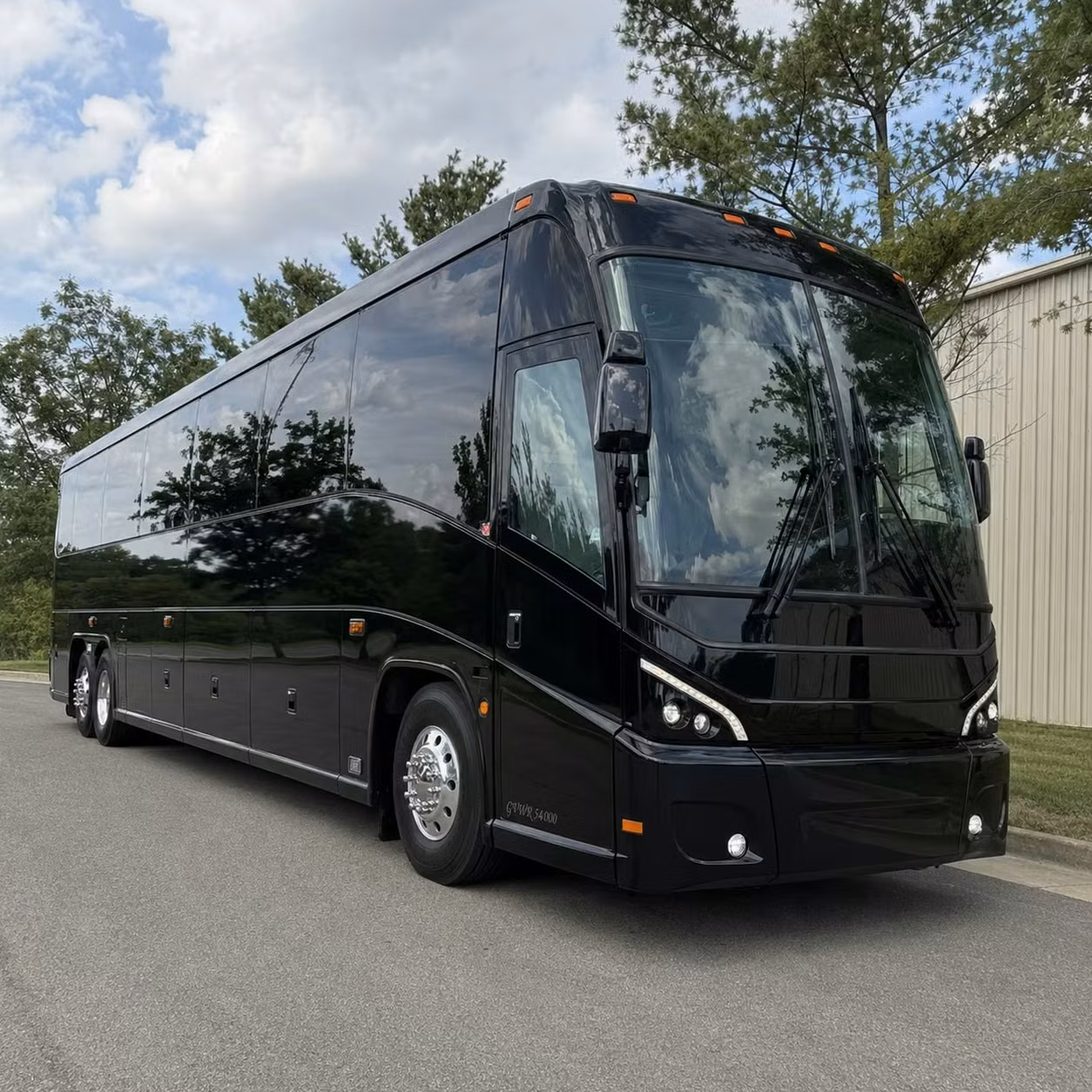 multi day charter bus rentals from cedar rapids for extended group travel